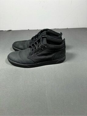 Timberland Men's Black Chukka Boots. Size 9